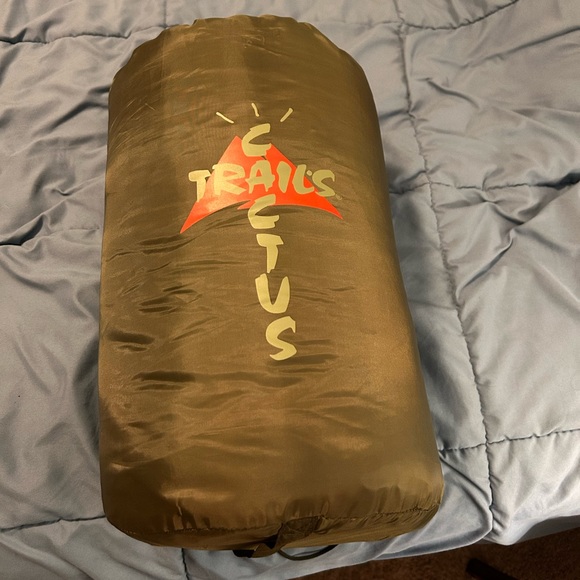 Cactus Jack Cactus Trails Sleeping Bag - Picture 1 of 1